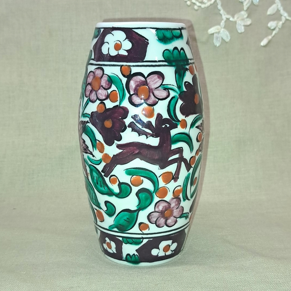 Vintage Icaros pottery greek vase